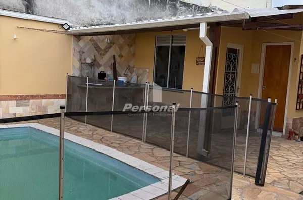 Casa para Venda e Aluguel, com piscina, 4 quartos, Flor do Vale