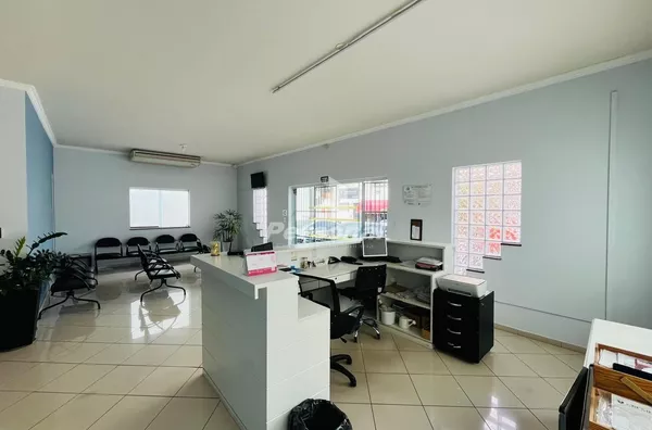 Excelente Ponto pra clinica, 11 salas, Jardim Das Nações, Taubaté - Foto 2