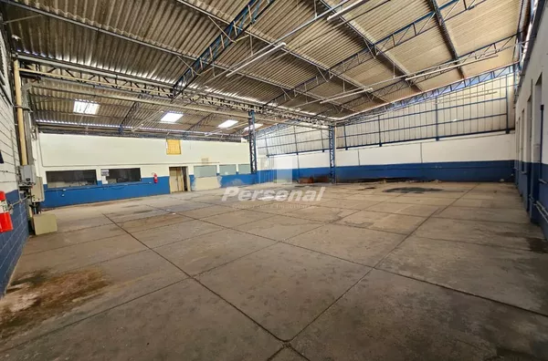 Galpão para aluguel com 590 m²,  Jardim Paulista, Taubaté-SP - Foto 2