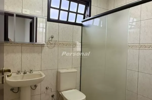 Casa à Venda com 3 Dormitórios, Suíte com Hidromassagem, Churrasqueira e 2 Vagas, Vila São José, Taubaté SP - Foto 14