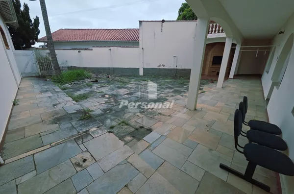 Casa para venda e aluguel, 3 quarto(s),  Centro, Taubaté