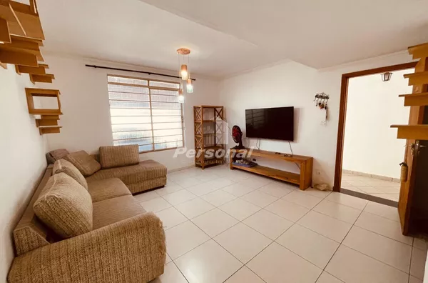 Sobrado de 3 dormitórios sendo 1 suíte, Jardim Maria Augusta, Taubaté - Foto 4
