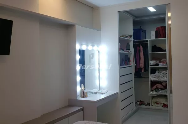 Sobrado com 3 dormitórios à venda, 286 m² por R$ 800.000,00 - Piracangaguá (Chácara Flórida) - Taubaté/SP - Foto 2