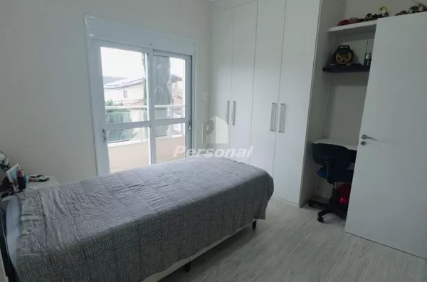 Oportunidade Sobrado de 4 suítes no Condomínio Vale dos Príncipes