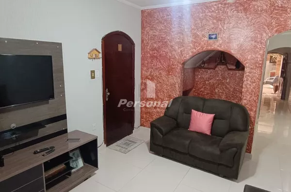 Sobrado para venda no bairro Esplanada Santa Catarina em Taubaté/SP