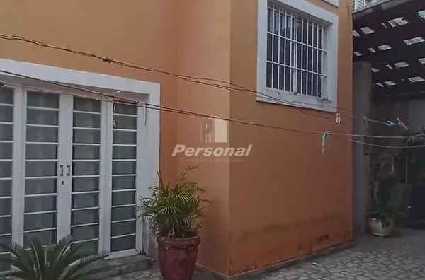 Casa com 6 dormitórios para compra ou locação,  Centro, Taubaté - Foto 9