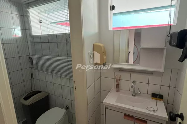 Sala comercial no Centro para aluguel e venda,  Centro, Taubaté - Foto 6