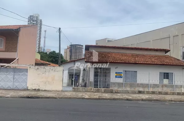 Casa com 3 dormitórios à venda por R$ 850.000,00 - Centro - Taubaté/SP - Foto 1
