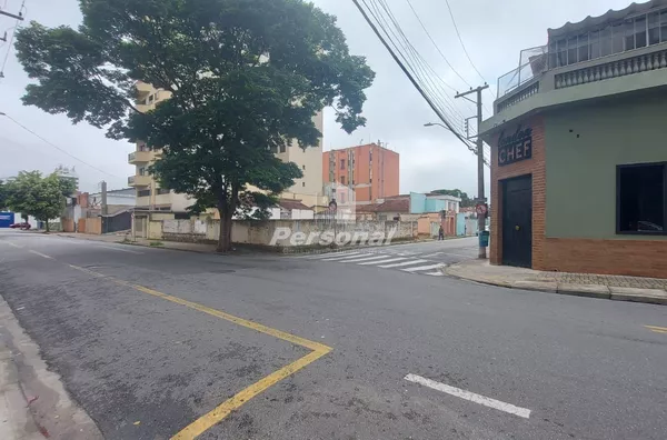 Terreno para alugar, 600 m² por R$ 10.000/mês - Centro - Taubaté/SP - Foto 1