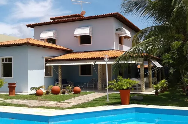 Casa em condomínio para venda com 04 quarto(s) em Barra do Jacuípe!