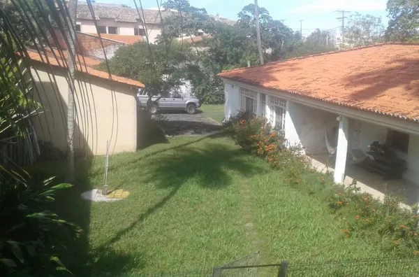 Terreno na beira da praia disponível em Itapuã - Salvador