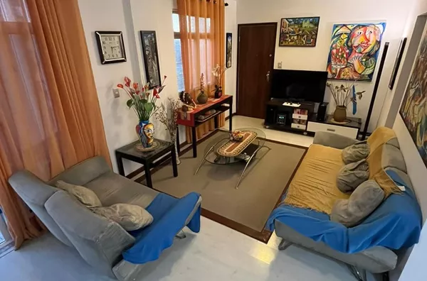 Apartamento 02 quartos com suíte disponível para venda na Barra - Salvador