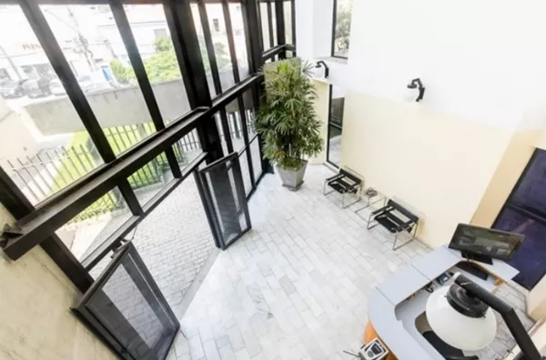 Sala comercial próxima do metrô