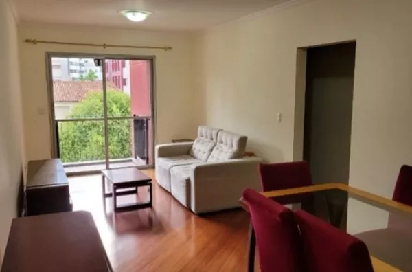 Apartamento a 500 metros do metrô Pça da Árvore