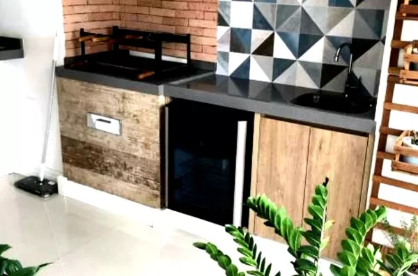 apartamento do lado do Metrô