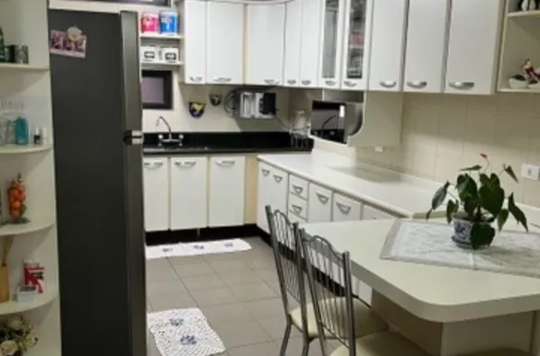 Lindo apto no Moinho Velho