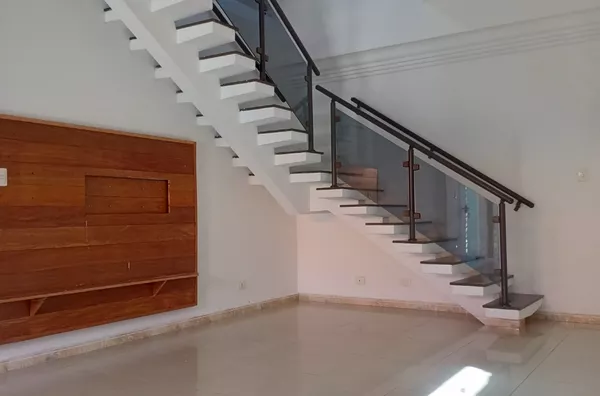 Casa Comercial - Vila Carrão