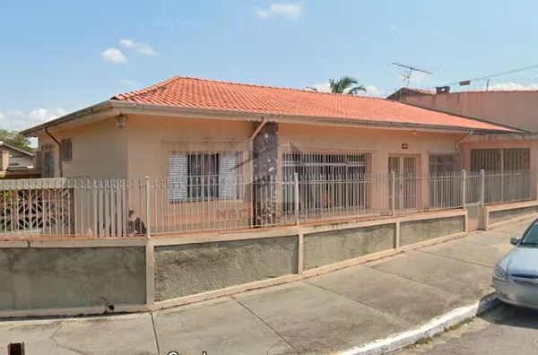 Casa à venda, 3 dormitórios, 320m², por R$980.000, Cidade Dutra - São Paulo/SP