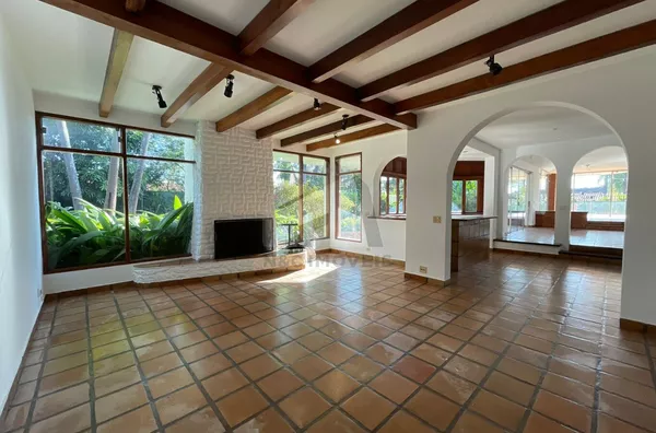 SO3852 - Sobrado de 840m² para venda por R$1.990.000 - Interlagos/SP