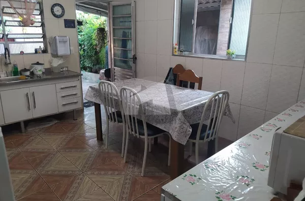 Casa para venda, 3 quarto(s),  R$300.000Terceira Divisão De Interlagos, São Paulo