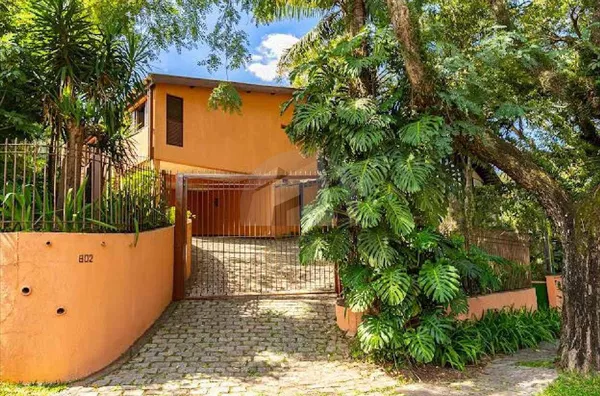 CA5004 - Casa de 656m² á Venda  R$ 7.500.000, Jardim Guedala/SP