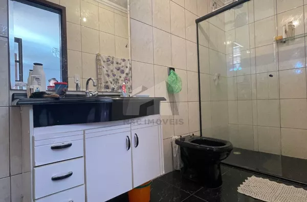 Sobrado para venda, 4 quarto(s), 203m² por R$700.000 - Jardim Colonial, São Paulo/SP