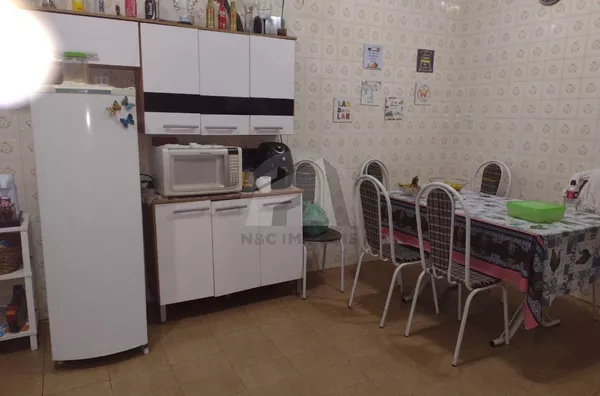 CA2028 - Casa de 200m² para venda por R$610.000 - Cidade Dutra/SP