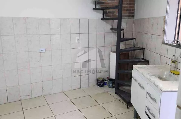 CA5467 - Casa para Locação R$950,00, Jd. Guanhembu/SP - Foto 2