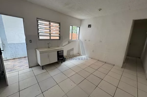 Casa para Locação R$ 800,00 Jardim Toca/SP