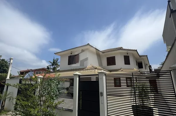 SO5193 - Sobrado de 600m² para venda por R$2.800.000 e para locação por R$15.000 - Interlagos, São Paulo