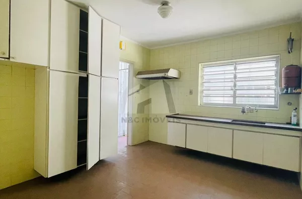 Casa à venda, 3 dormitórios, 140m², por R$780.000, Saúde - São Paulo/SP