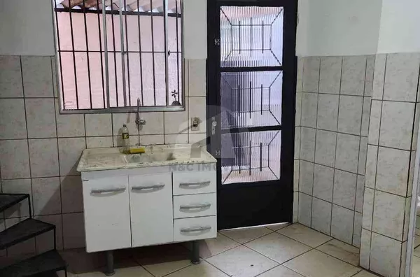CA5467 - Casa para Locação R$950,00, Jd. Guanhembu/SP - Foto 1
