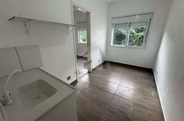 AP5430 - Apartamento para Locação R$ 1500,00, Jardim Colonial/SP