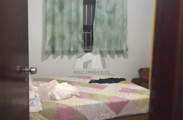 Sobrado com 3 dormitórios à venda por R$ 700.000 - Parque das Árvores - São Paulo/SP