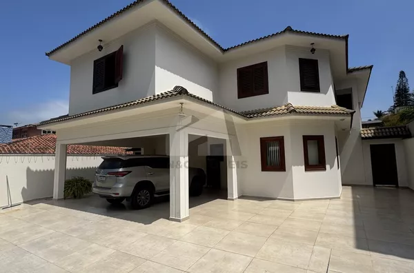 SO5193 - Sobrado de 600m² para venda por R$2.800.000 e para locação por R$15.000 - Interlagos, São Paulo