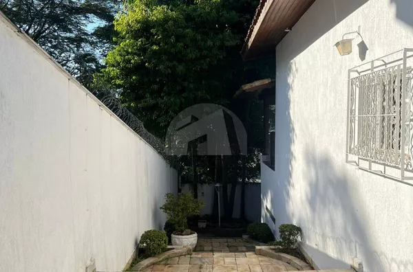 Casa para venda, R$1.800.000,00, 3 quarto(s),  Interlagos, São Paulo