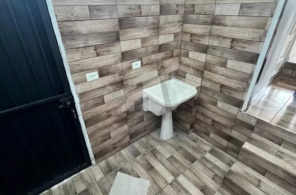 CA4077 - Casa para locação por R$1.700 -  Jardim Ana Lúcia, São Paulo.