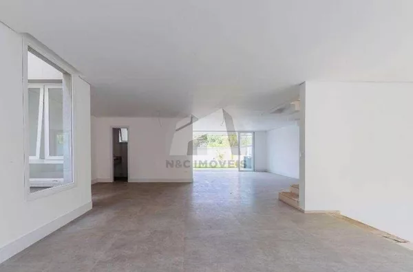  Casa á Venda 424,76m² R$ 4.850.000, Jardim Cordeiro/SP