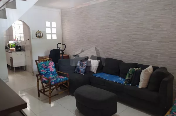 Casa para venda, 3 quarto(s), R$350.000-  Jardim Guanhembu, São Paulo