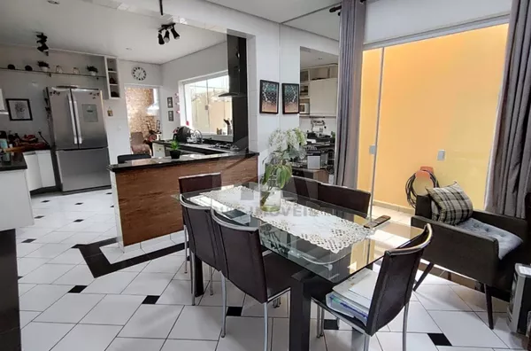 Sobrado á venda R$1.200.000, Jd. Nosso Lar 