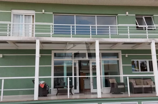 Casa de alto padrão com 560m² localizada no AlphaVille Residencial Dois - São Paulo