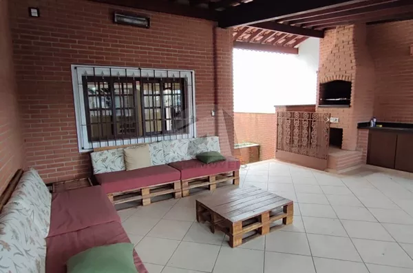 Sobrado para venda, 3 quarto(s), R$ 690.000 Jardim Dos Bichinhos, São Paulo