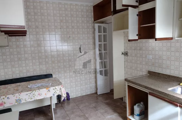 Casa Térrea á Venda 250m² R$ 950.000,00 Cidade Dutra/SP