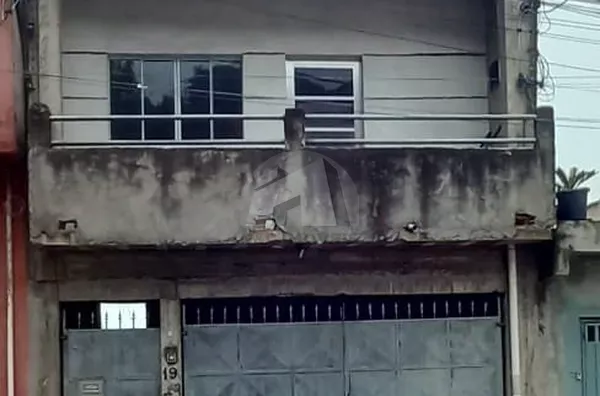 Sobrado para venda com 3 casas, R$ 260.000 - Jardim Shangrilá, São Paulo/SP