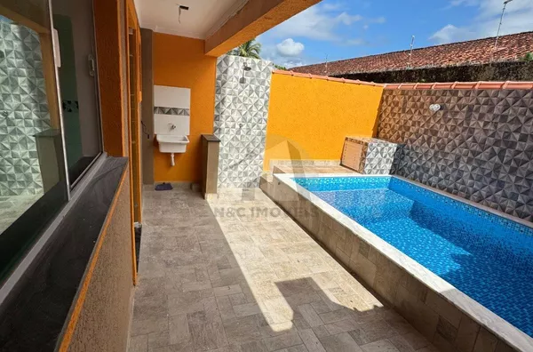 Sobrado para venda, 2 dormitórios, 59m² por R$ 349.000 - Itanhaém 