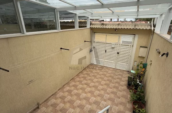 Sobrado para venda, R$630.000 Jardim Ana Lúcia, São Paulo.