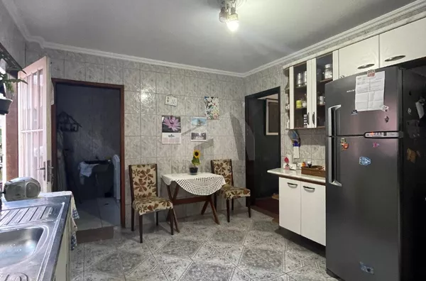 Sobrado para venda, 4 quarto(s), 203m² por R$700.000 - Jardim Colonial, São Paulo/SP