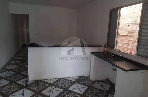 Casa para Locação 82,00m² R$ 1.200,00 Jardim Guanhembu/SP
