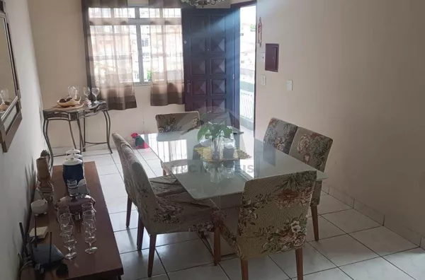 CA4666 - Casa com 4 dormitórios e piscina para venda por R$ 700.000 - Jardim Icarai - São Paulo/SP