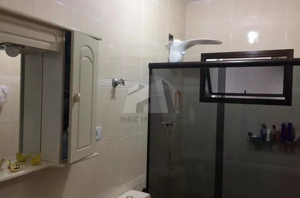 Sobrado à venda 3 dormitórios, por R$ 700.000,00 - Parque América - São Paulo/SP